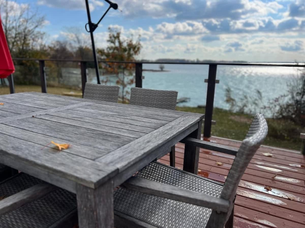 Happiness Haven: Waterfront Pec House Villa Picton Buitenkant foto